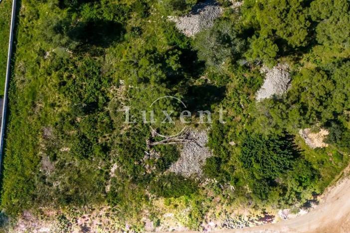 Prodej pozemku pro bydlení, Bol, Chorvatsko, 714 m2