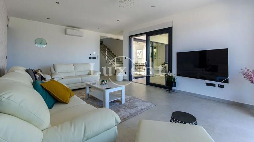 Prodej vily, Rogoznica, Chorvatsko, 280 m2