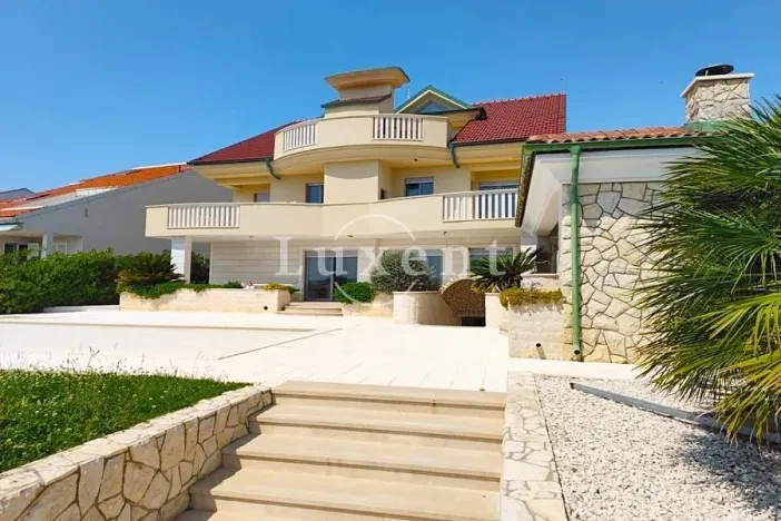 Prodej bytu 4+kk, Pag, Chorvatsko, 113 m2