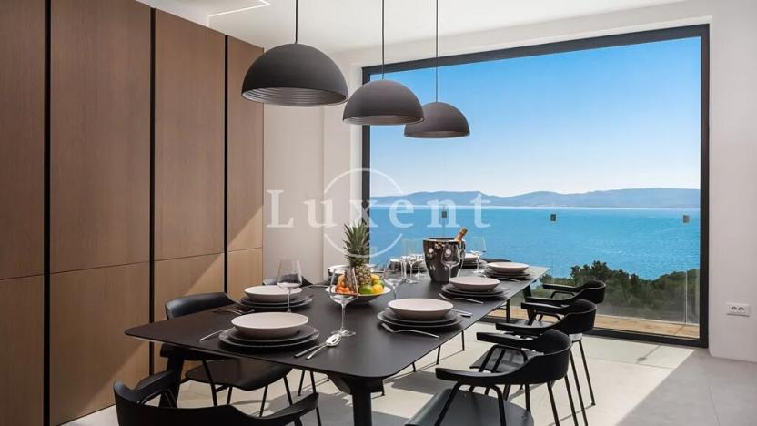 Prodej vily, Omiš, Chorvatsko, 298 m2