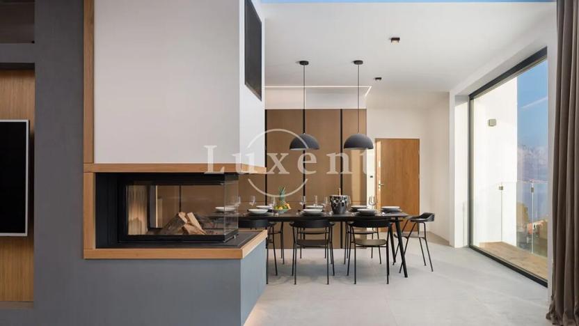 Prodej vily, Omiš, Chorvatsko, 298 m2