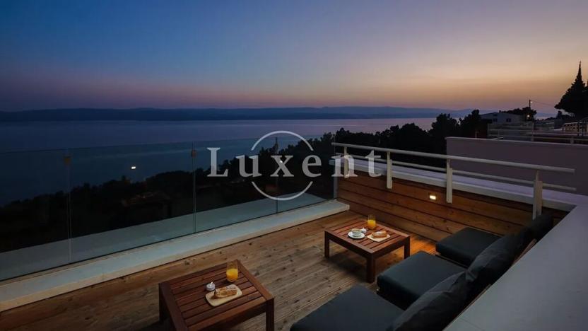 Prodej vily, Omiš, Chorvatsko, 298 m2