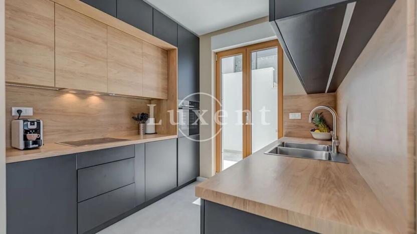 Prodej vily, Makarska, Chorvatsko, 400 m2