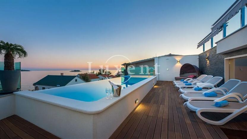 Prodej vily, Rogoznica, Chorvatsko, 400 m2