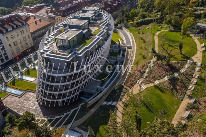 Pronájem kanceláře, Praha - Smíchov, Holečkova, 341 m2