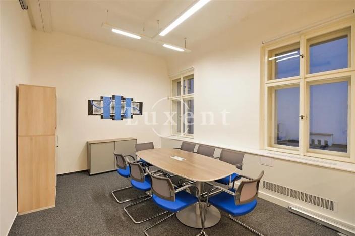 Pronájem kanceláře, Praha - Nové Město, Politických vězňů, 117 m2