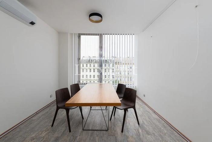 Pronájem kanceláře, Praha - Nové Město, Václavské náměstí, 475 m2