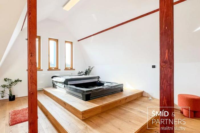 Prodej vily, Kolín, Raisova, 389 m2