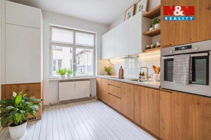 Prodej bytu 3+1, Janská, 58 m2