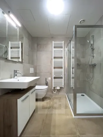 Pronájem bytu 2+kk, Praha - Strašnice, Michelangelova, 45 m2