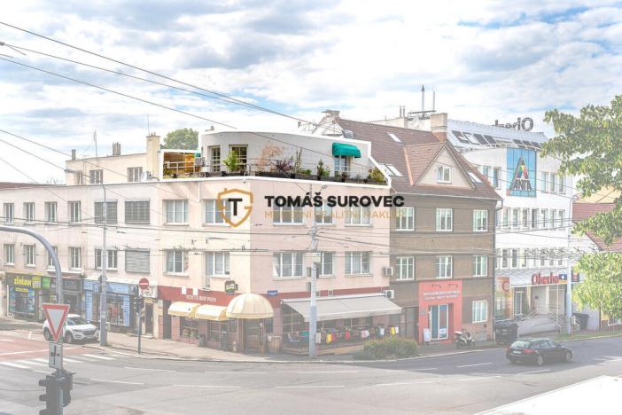 Pronájem bytu 2+1, Zlín, Štefánikova, 98 m2
