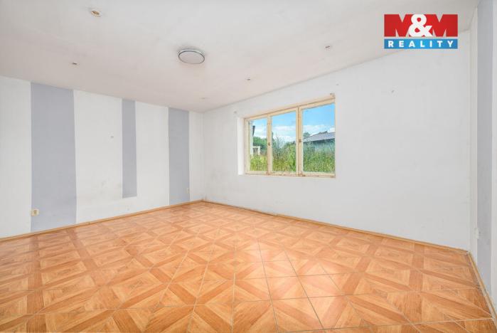 Prodej rodinného domu, Krakovany, 780 m2