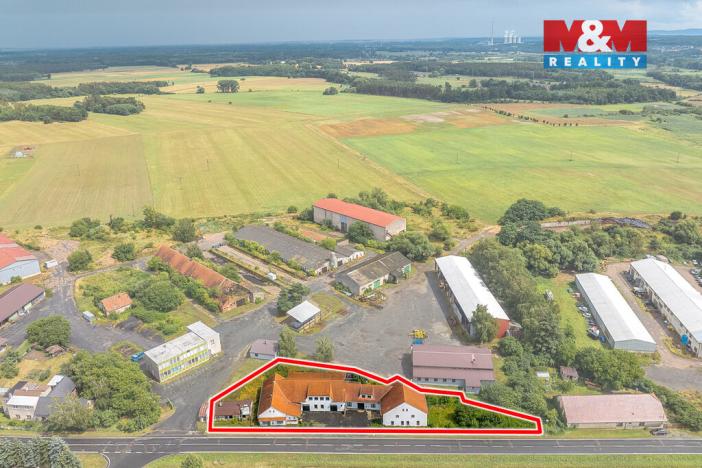 Prodej rodinného domu, Krakovany, 780 m2