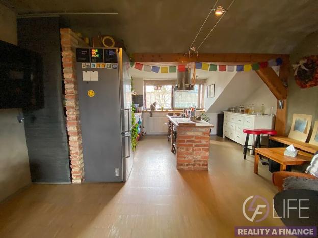 Prodej obchodního prostoru, Vrchlabí, Českých bratří, 1200 m2