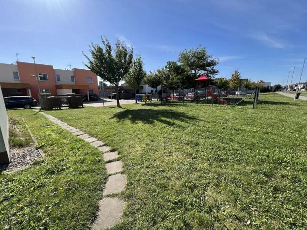 Prodej bytu 2+kk, Pardubice, Nemošická, 64 m2