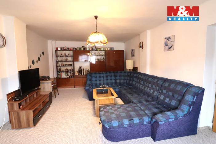 Prodej rodinného domu, Velemyšleves - Truzenice, 400 m2