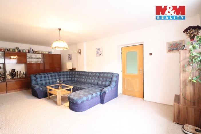 Prodej rodinného domu, Velemyšleves - Truzenice, 400 m2