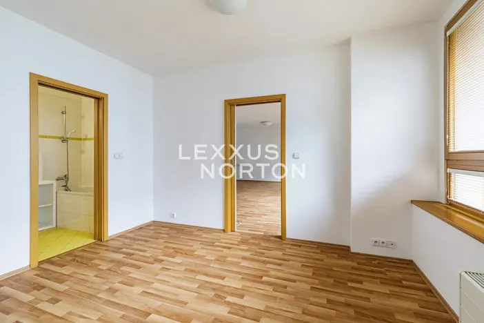 Pronájem bytu 2+kk, Praha - Smíchov, Randova, 70 m2