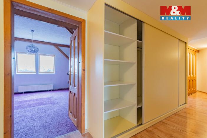 Prodej bytu 3+1, Cheb, Karlova, 140 m2