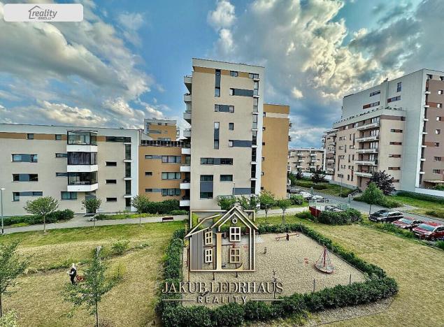 Pronájem bytu 1+kk, Praha - Kamýk, Kramperova, 31 m2