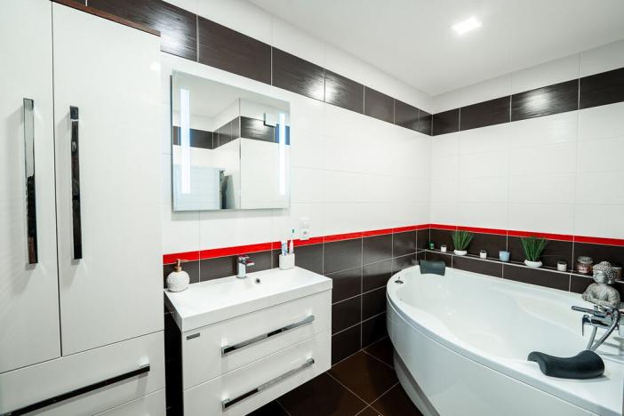 Prodej bytu 3+1, Praha - Letňany, Tupolevova, 85 m2