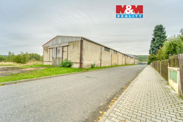 Prodej komerčního pozemku, Jesenice, 8431 m2