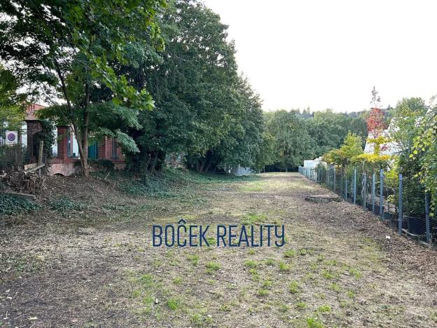 Prodej komerčního pozemku, Praha - Hodkovičky, Vltavanů, 2811 m2