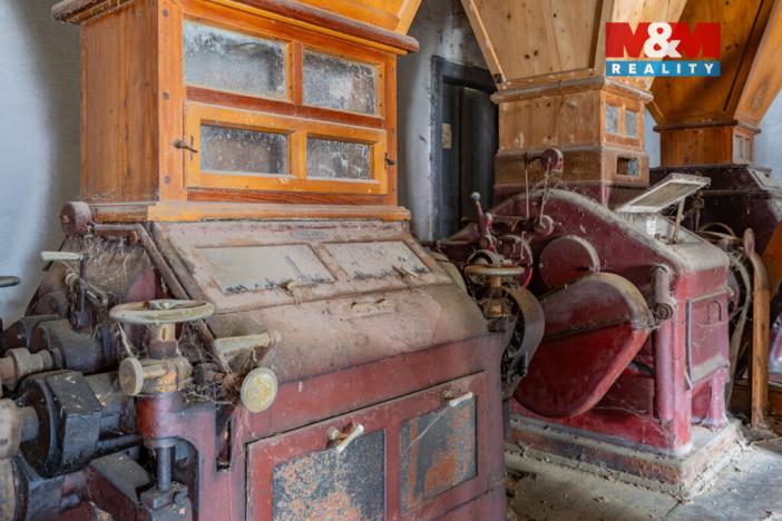 Prodej historického objektu, Klatovy - Beňovy, 934 m2