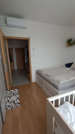 Prodej bytu 2+kk, Moravany, Sadová, 54 m2