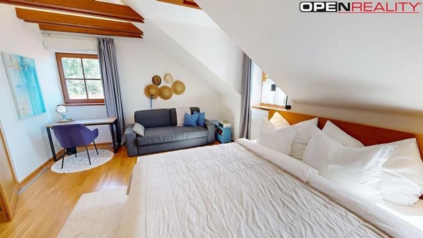 Prodej vícegeneračního domu, Dolní Bojanovice, Vinařská, 367 m2