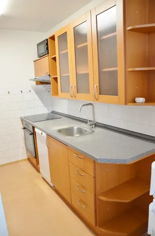 Pronájem bytu 3+1, Praha - Chodov, Jarníkova, 84 m2