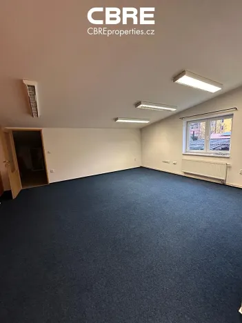 Pronájem kanceláře, Beroun, Plzeňská, 175 m2