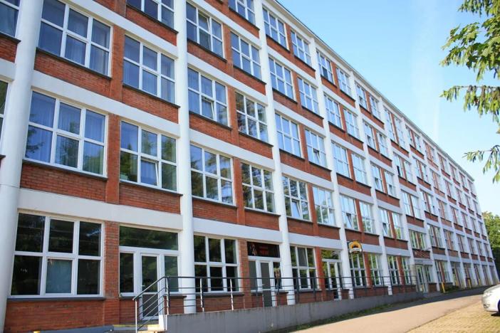 Pronájem kanceláře, Zlín, nám. T. G. Masaryka, 45 m2