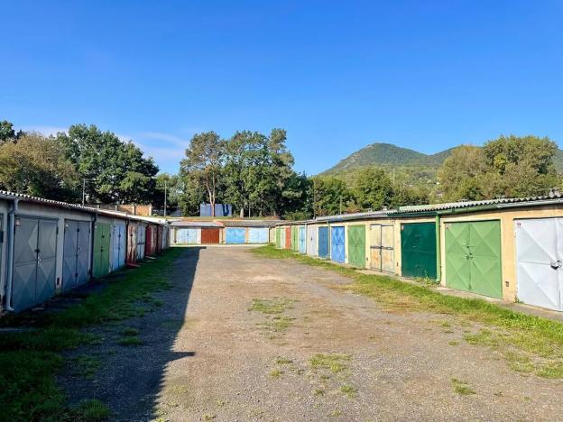 Prodej garáže, Lovosice, U Výtopny, 17 m2