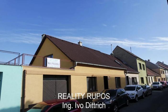 Prodej rodinného domu, Ivančice, Školní, 105 m2