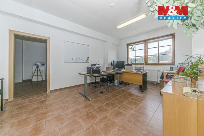 Pronájem kanceláře, Zruč nad Sázavou, náměstí MUDr. J. Svobody, 29 m2