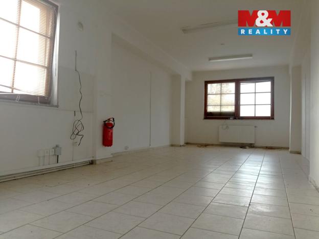 Pronájem kanceláře, Zruč nad Sázavou, náměstí MUDr. J. Svobody, 29 m2