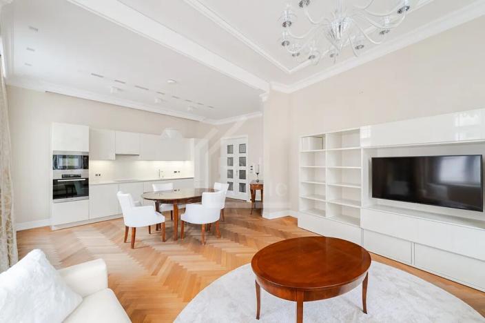 Pronájem bytu 2+kk, Praha - Josefov, Široká, 75 m2