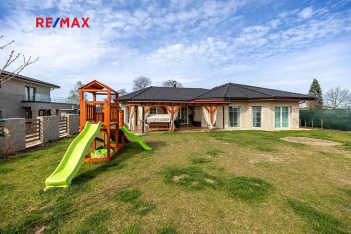 Prodej rodinného domu, Kostelec nad Černými lesy, 140 m2