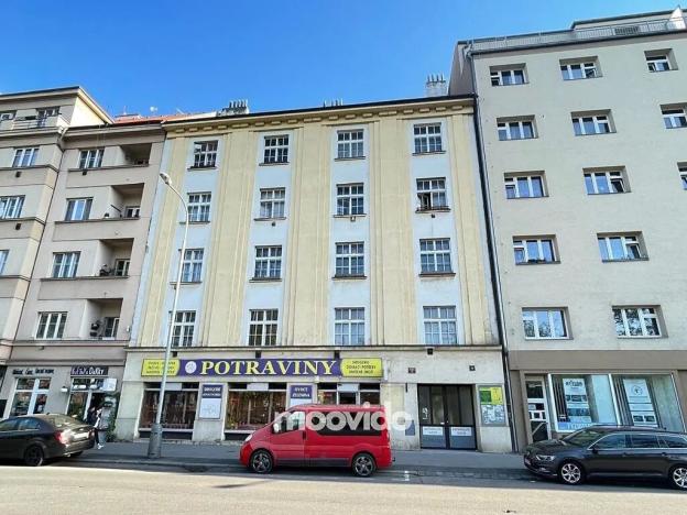 Prodej bytu 2+1, Praha - Libeň, náměstí Dr. Václava Holého, 80 m2