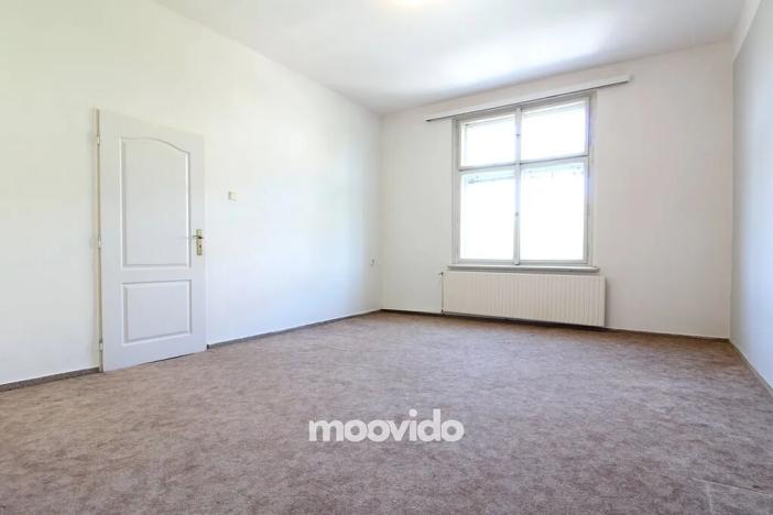 Prodej bytu 3+1, Praha - Libeň, náměstí Dr. Václava Holého, 102 m2