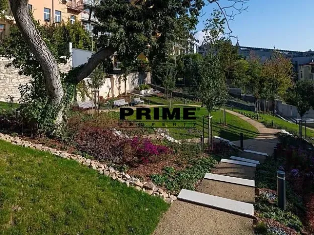 Pronájem bytu 2+kk, Praha - Smíchov, Holečkova, 74 m2