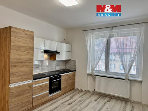 Pronájem bytu 2+1, Děčín - Děčín I-Děčín, Zámecká, 68 m2