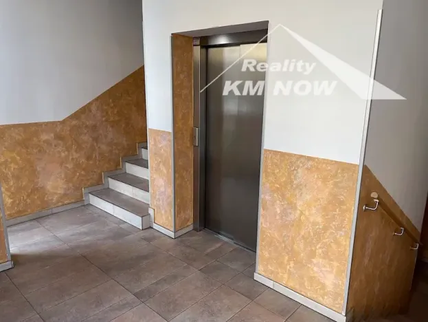 Pronájem bytu 2+kk, Kroměříž, Nitranská, 70 m2