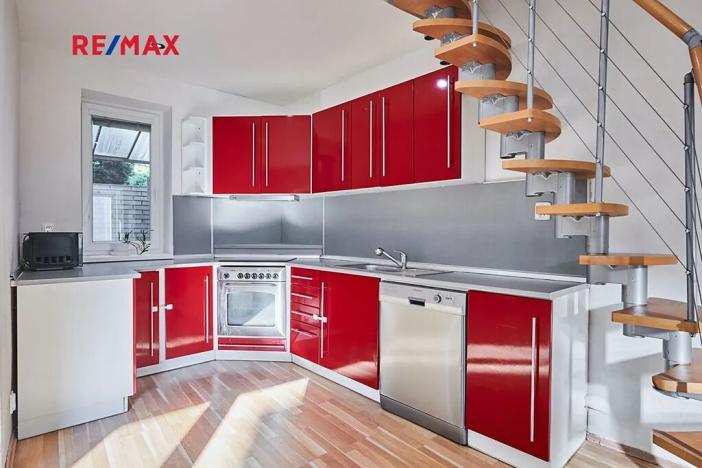 Prodej rodinného domu, Praha - Uhříněves, V kuťatech, 78 m2