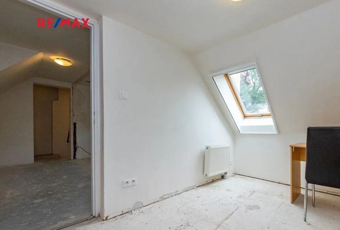 Prodej rodinného domu, Praha - Uhříněves, V kuťatech, 78 m2