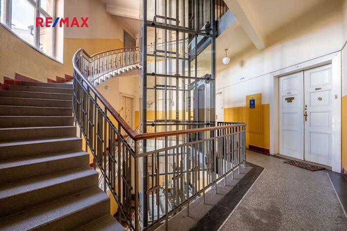 Prodej bytu 3+1, Praha - Bubeneč, Terronská, 95 m2