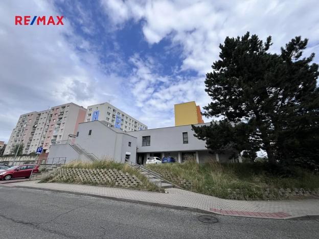 Pronájem obchodního prostoru, Liberec, Ježkova, 487 m2