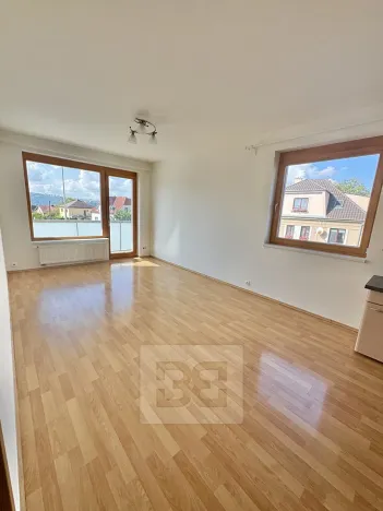 Pronájem bytu 2+kk, Praha - Modřany, Soukalova, 45 m2