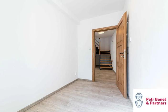 Pronájem bytu 3+kk, Rakovník, Husovo náměstí, 87 m2